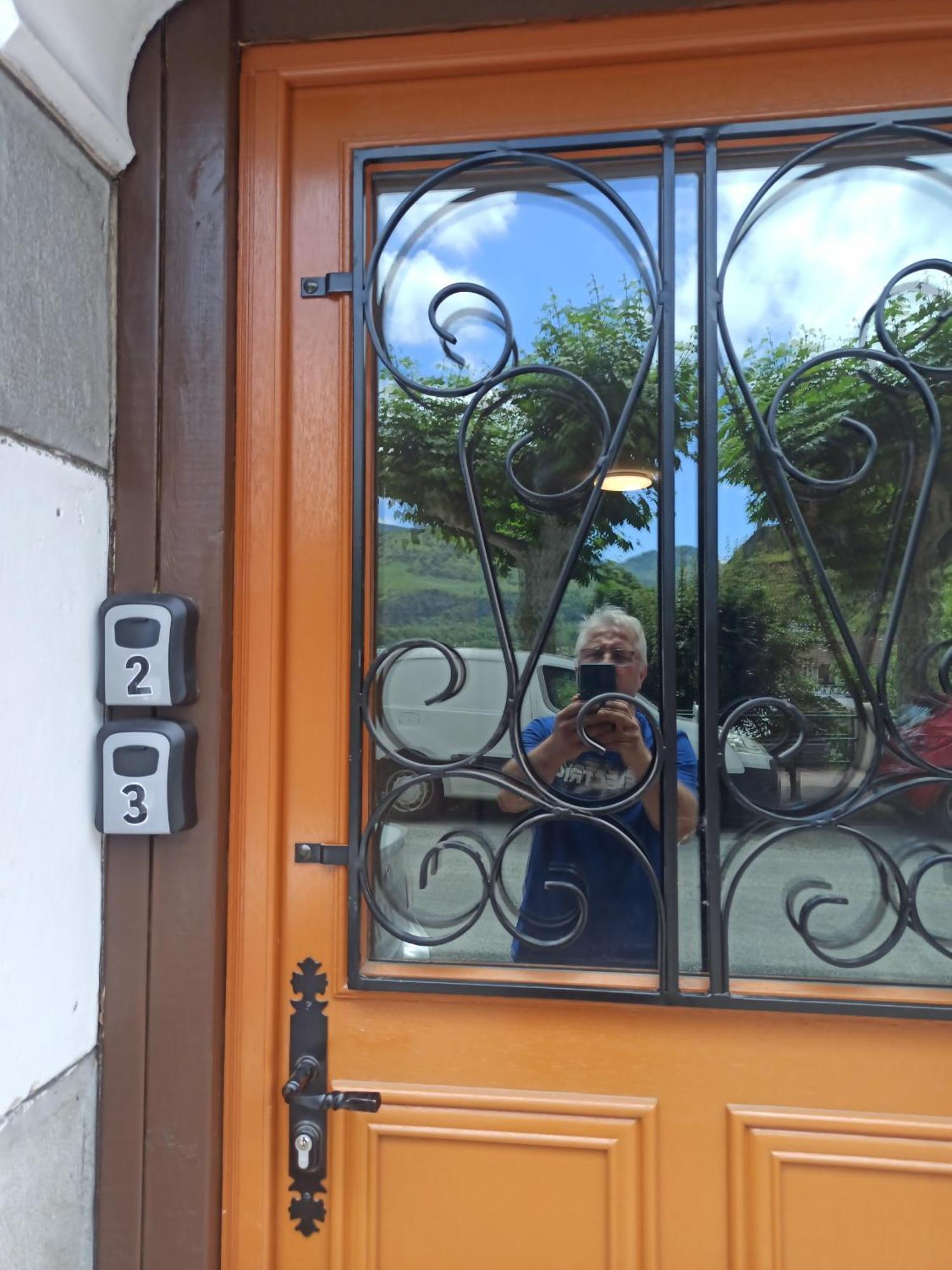 Appartements Touristique - La Colombiere Lourdes Bagian luar foto